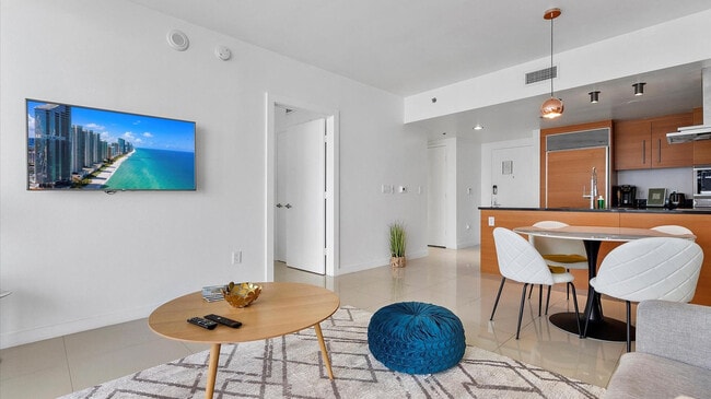 Photo - 475 Brickell Ave Unidad FL30-ID1049802P