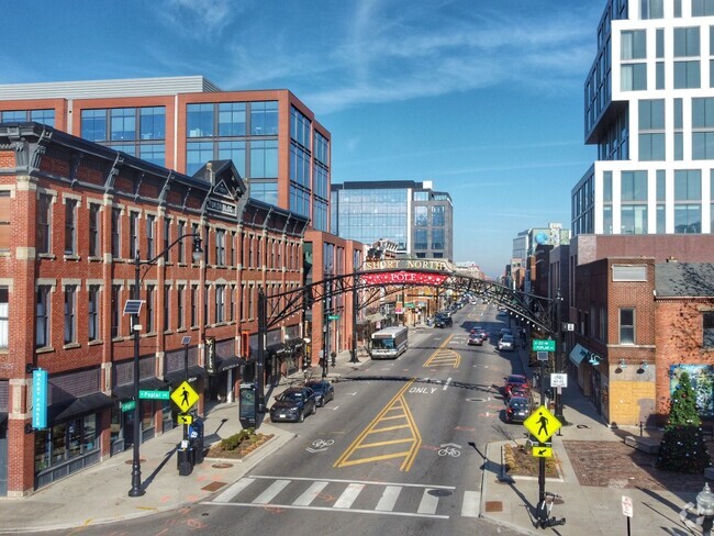 Building Photo - Commons on Kinnear Rental