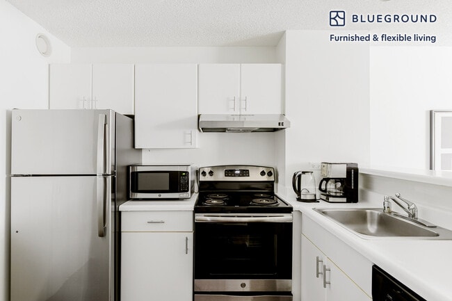 Photo - 445 E Ohio St Unit FL23-ID1123