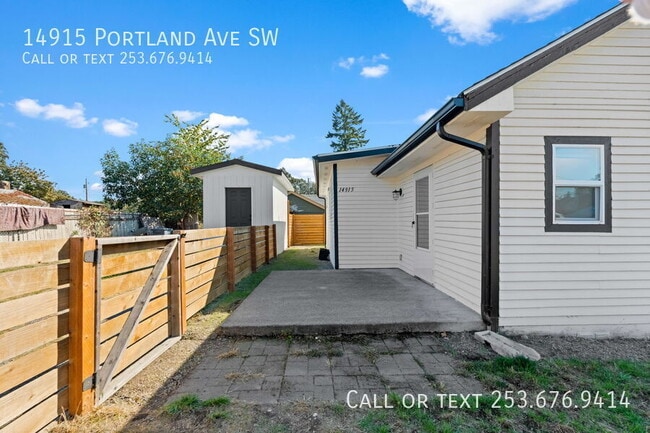 Photo - 14915 Portland Ave SW