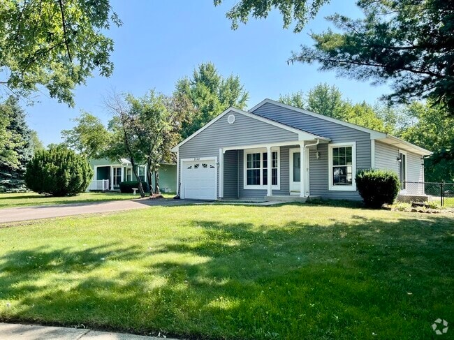 Building Photo - 2048 Navarone Dr Rental
