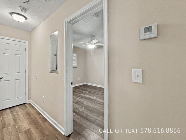 Photo - 5136 Herring St W Unidad A