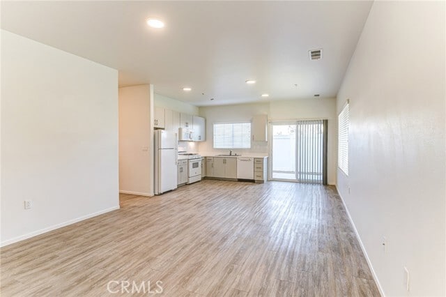 Photo - 13177 Edgemont St Unidad 11