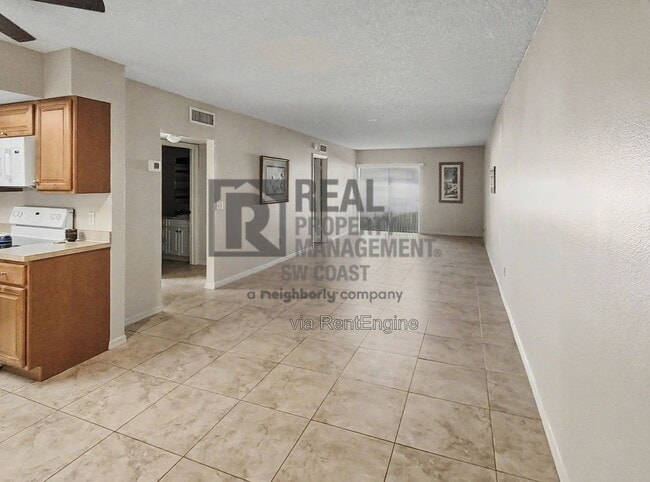 Photo - 12471 McGregor Blvd Unit 10 1