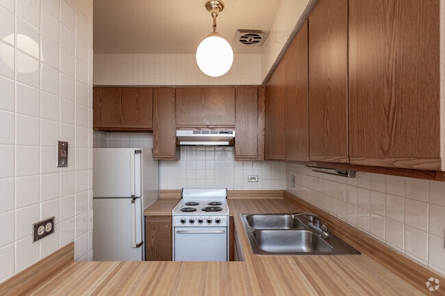 531 W. Deming