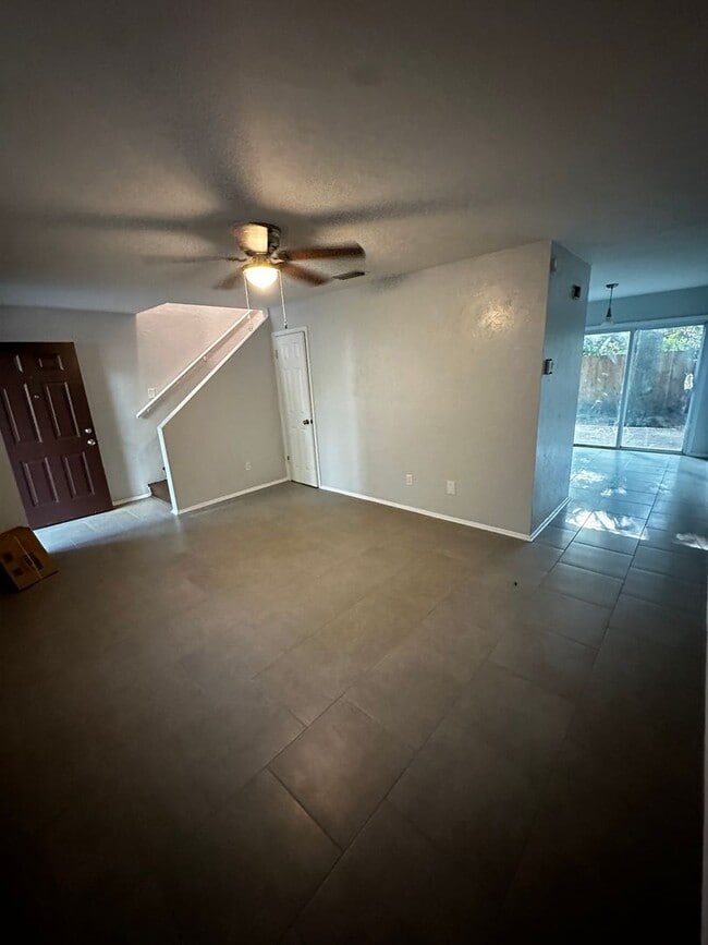 Photo - 1729 SW 69 Way