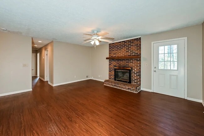 Building Photo - 2737 King Arthur Ct