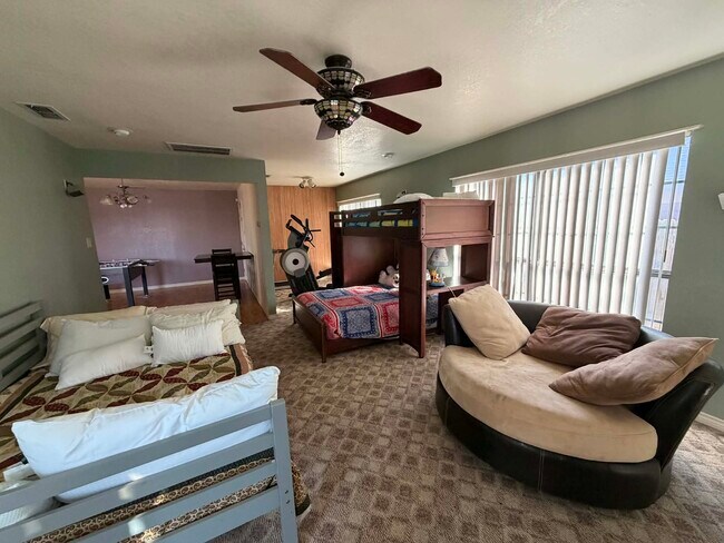 Photo - 1609 Westwind Dr