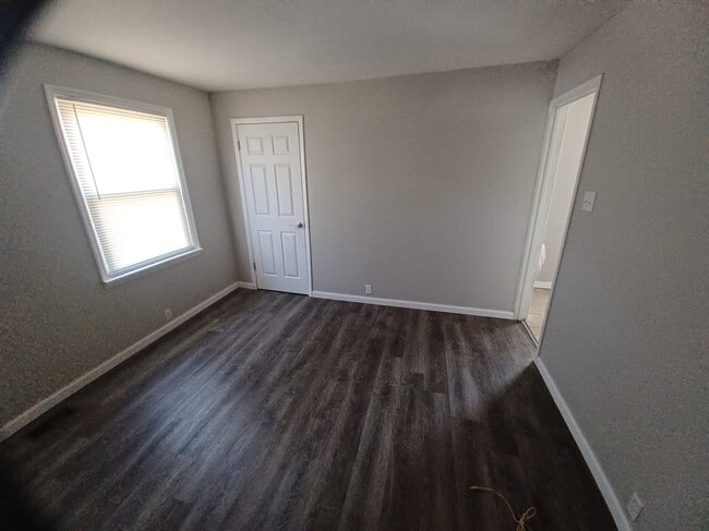 Photo - 10512 Litz Ave