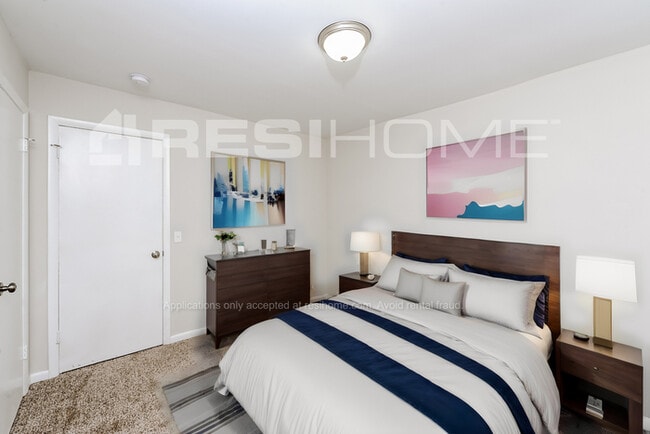 Photo - 811 Sage Ln NW