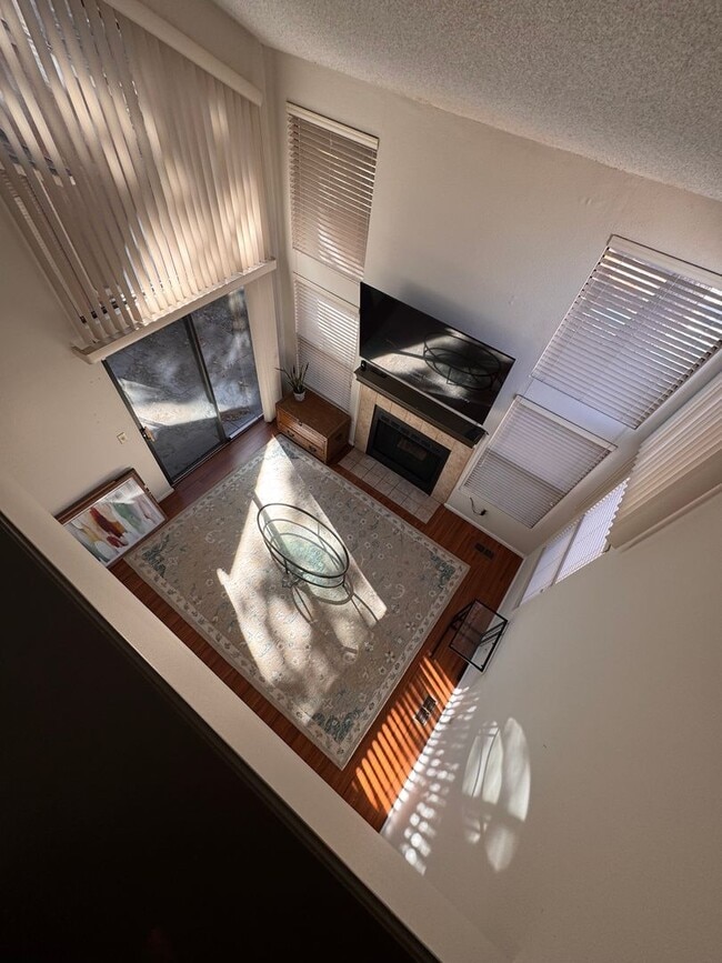 Photo - Autumn Heights Townhouse