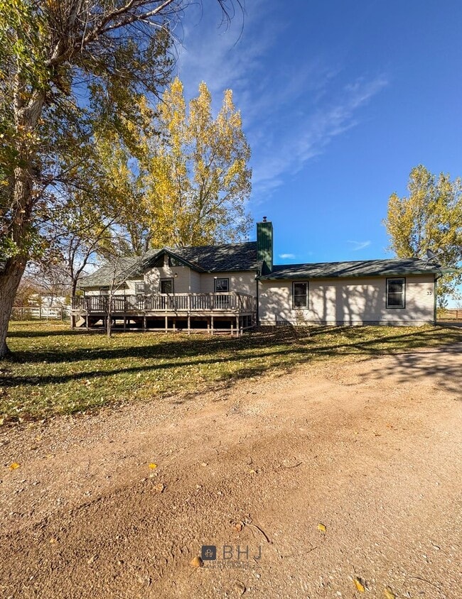 LARGE, PET-FRIENDLY 4 BED/ 3 BATH SINGLE F... - LARGE, PET-FRIENDLY 4 BED/ 3 BATH SINGLE F... House