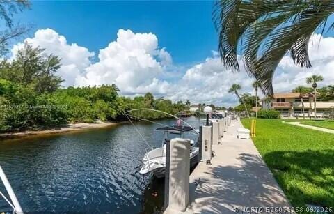 Building Photo - 2840 NE 14th Street Causeway