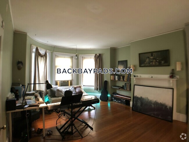 Building Photo - 429 Marlborough St Unit 3B Rental