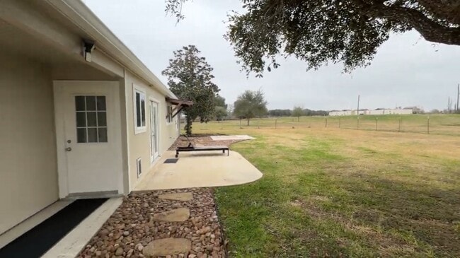 Photo - 6910 S Mallard Dr