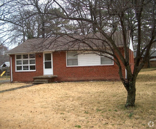 Building Photo - 9709 Royerton Dr Rental