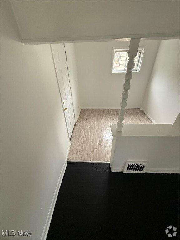 Building Photo - 1057 Joy Ave Rental