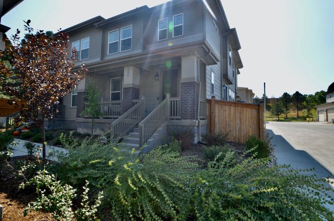 Photo - 3 bd/2.5 ba Townhome!