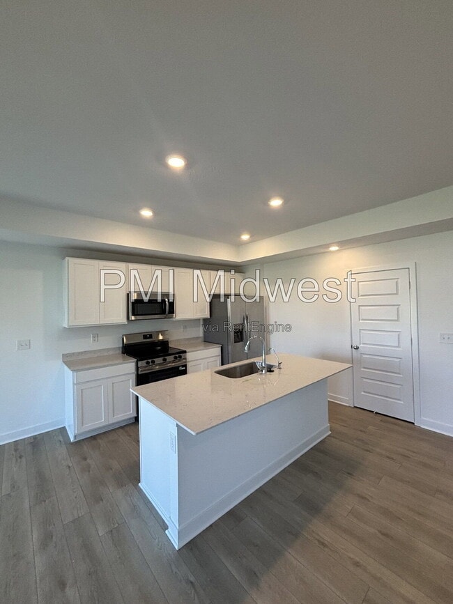 Photo - 8808 Georgina St