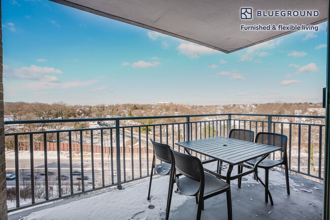 Photo - 4650 Washington Blvd Unit FL9-ID1003