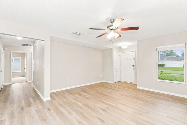 948 Collinswood Dr