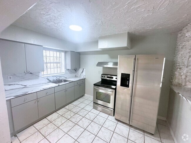 Building Photo - 4390 NW 174th Dr Rental