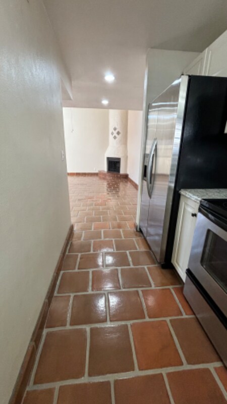 Photo - 7023 E 4th St