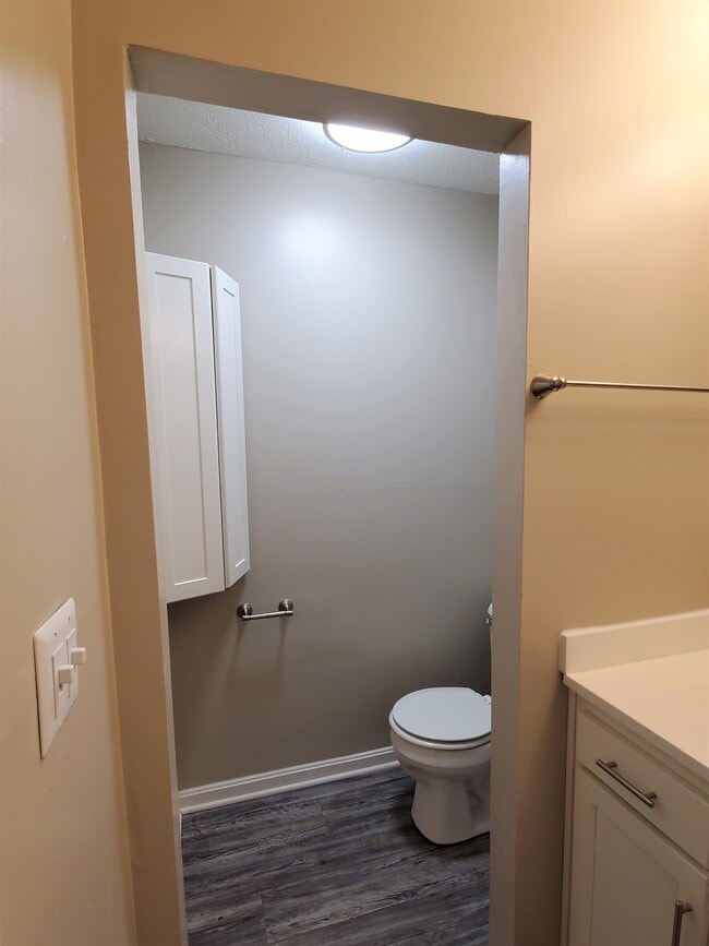 1 BR - Remodel Bath