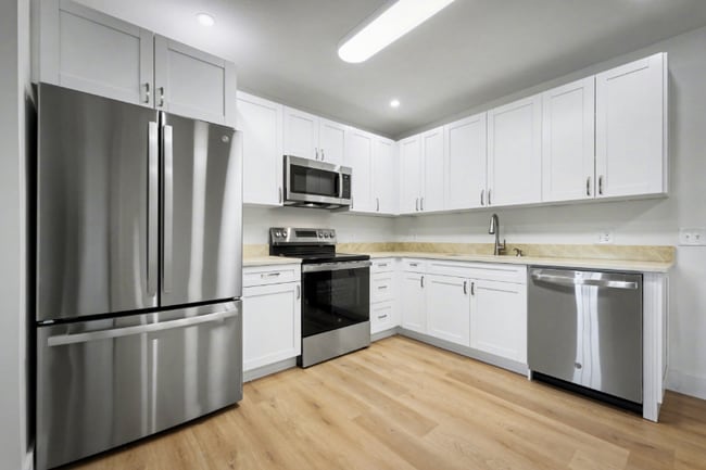 Photo - 5827 Ansley St