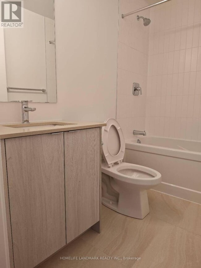 Photo - 1660 Bloor St W Unit 607