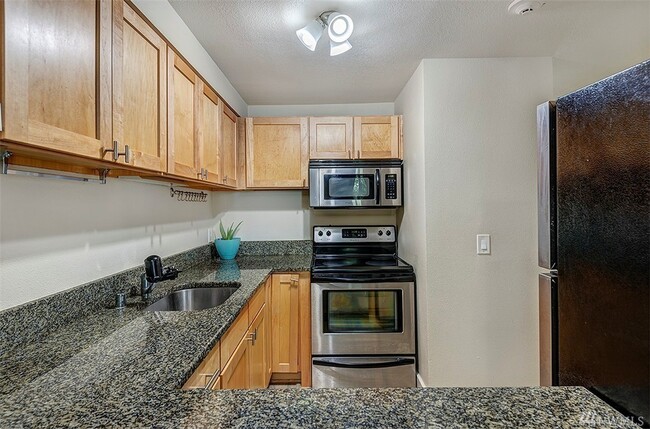 Photo - 15819 Leary Wy