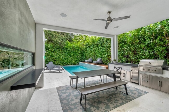 Photo - 4675 NE 2nd Ave