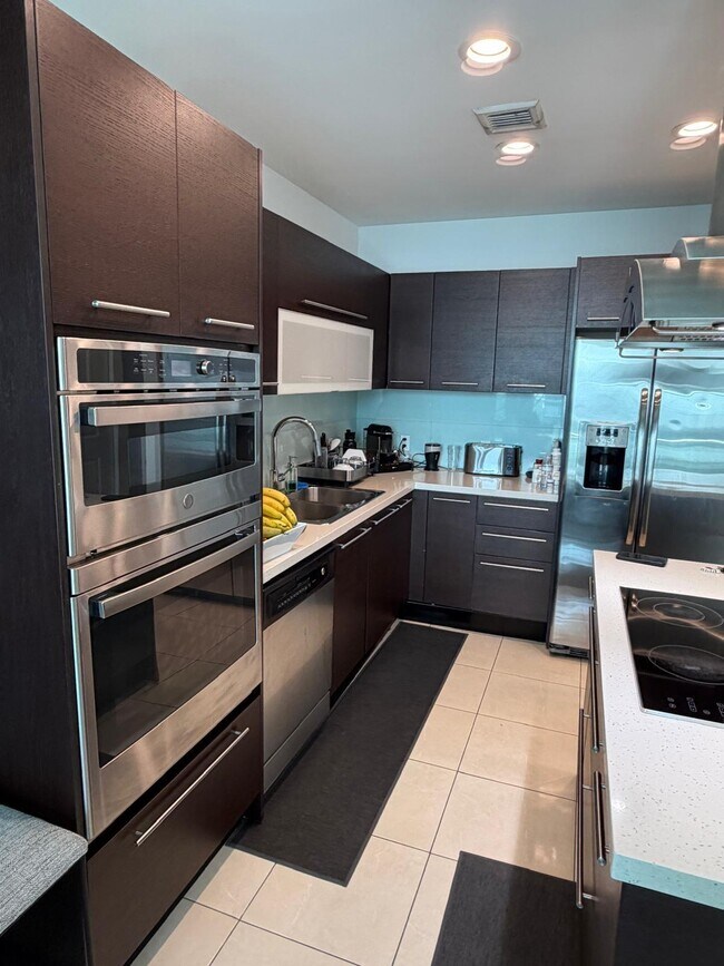 Photo - 7930 East Dr Unit 1506