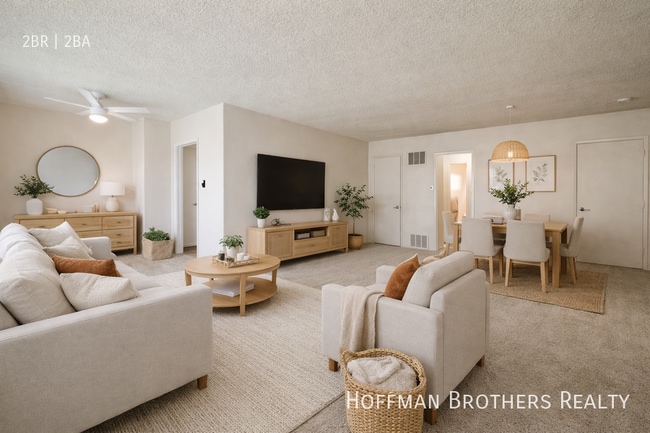 Building Photo - 1540 Laurel Ave Unit 4