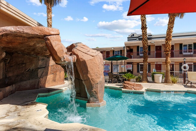 Photo - Spectra Paradise