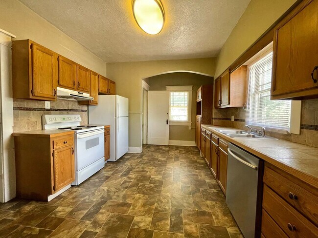 Photo - 1901 11th Ave Unidad 1