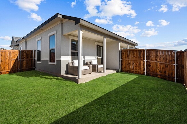 Photo - Mansions of Buda