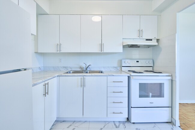 Photo - Mapleview Residences