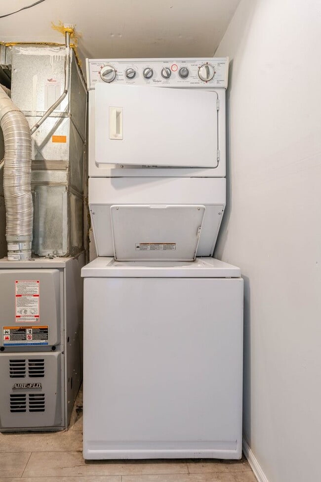 Photo - $1363 | 2BR/1BA Duplex | Cozy Home Near Be...