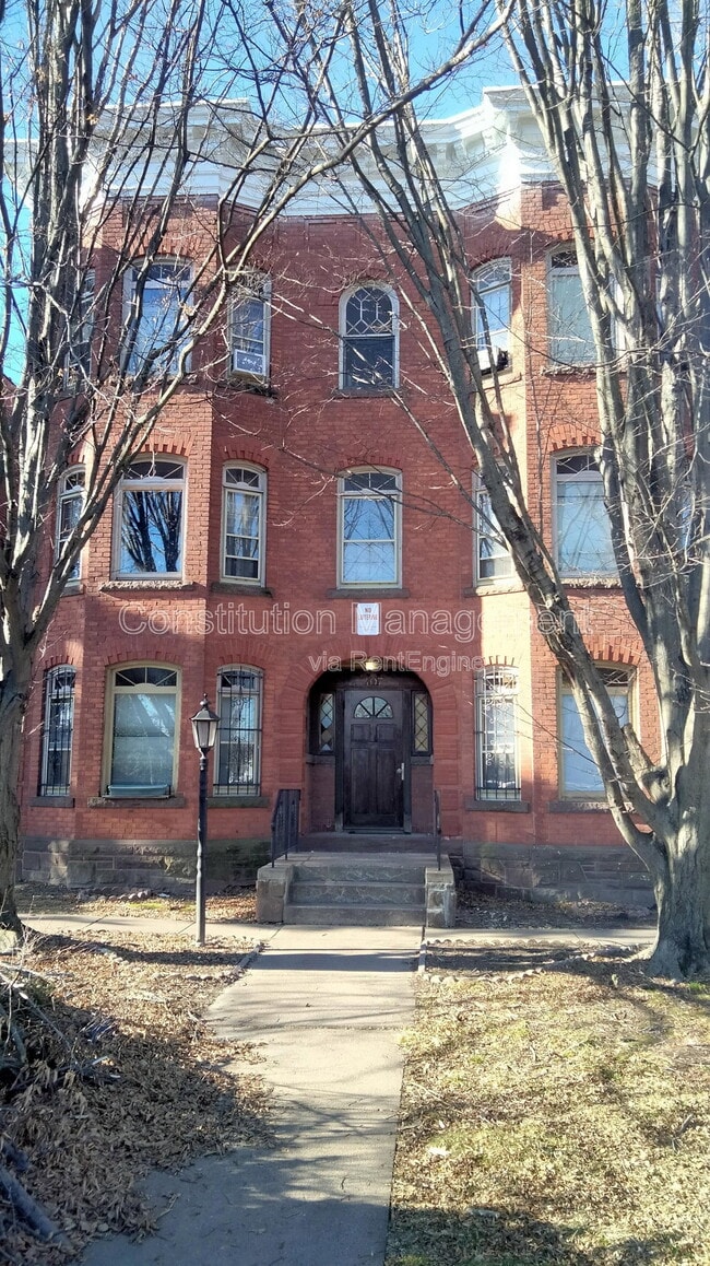 Photo - 407 Wethers Field Ave