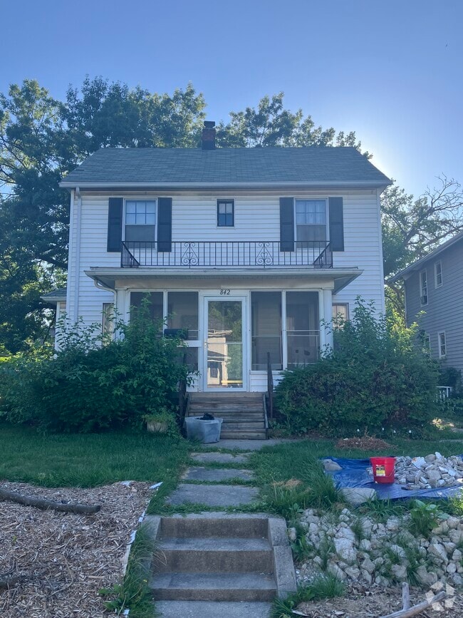 Building Photo - 842 Brighton Ave Rental