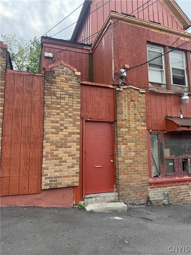 Photo - 1702 E Fayette St Unit 1