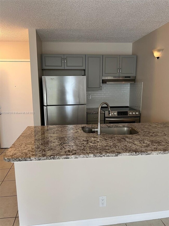 2701 Riverside Dr Condo Unit 216B Condo for Rent in Coral Springs
