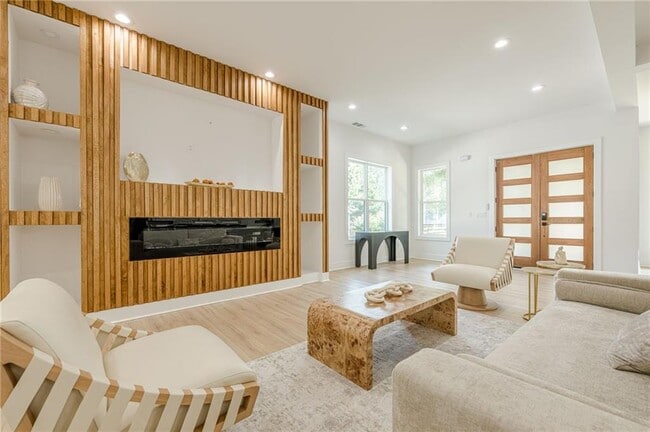 Building Photo - 34 Candler Rd NE Rental