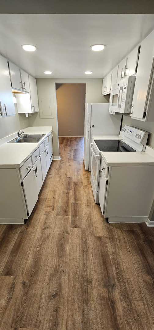 Photo - 6340 Americana Dr Unidad 921