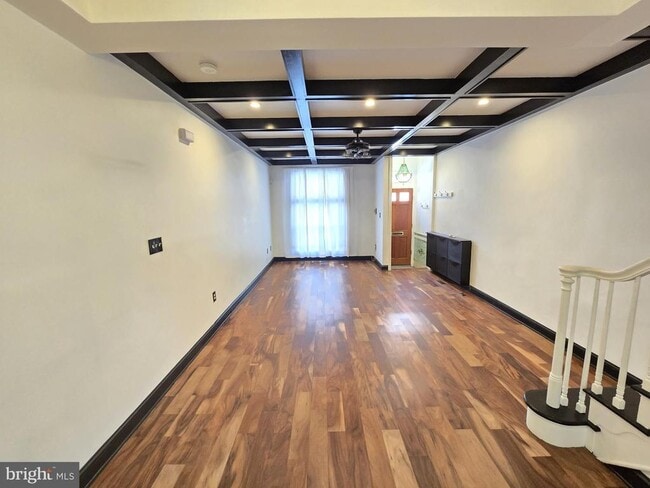 Building Photo - 128 S Ellwood Ave Rental