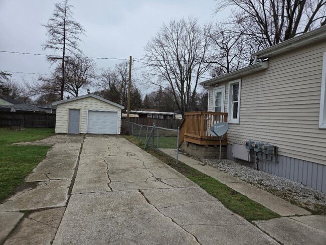 Photo - 921 N Mason Unit 1