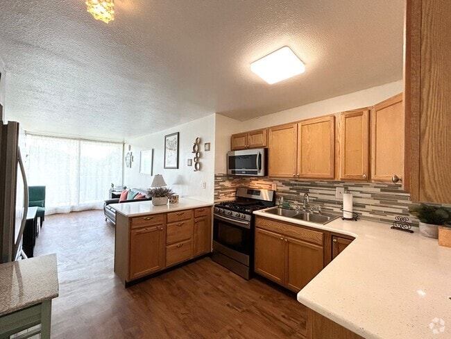 Building Photo - 3900 W Ford Rd Rental
