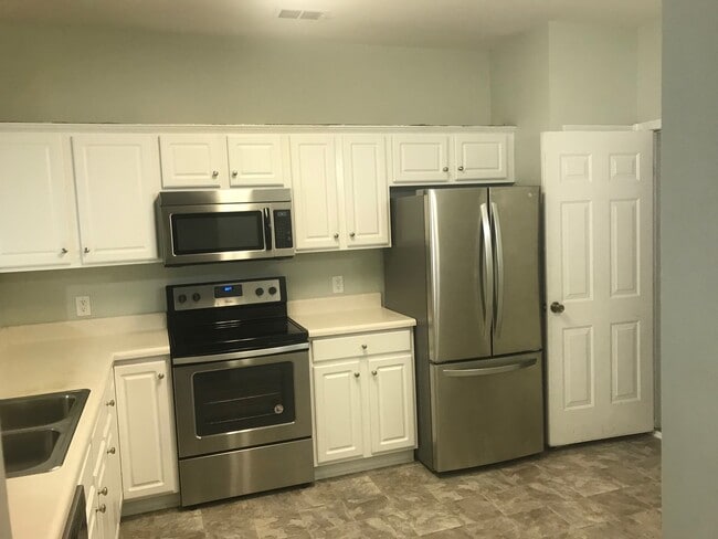 Photo - 8829 Ormeau Dr