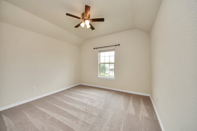 Photo - 28215 Shorecrest Ln